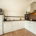 Haus Sonneck - Apartmenthaus - Sonnenterrasse Mit Grill - 1-8 Personen - Ruhige Lage Mit Blick Ueber شقة برونلاغ