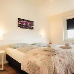 Haus Sonneck - Apartmenthaus - Sonnenterrasse Mit Grill - 1-8 Personen - Ruhige Lage Mit Blick Ueber *