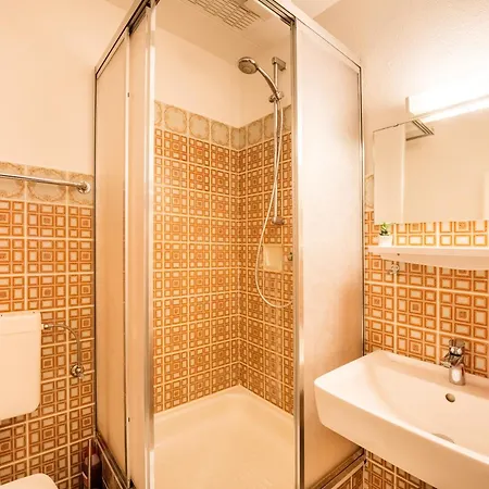 Apartment Haus Sonneck - Apartmenthaus - Sonnenterrasse Mit Grill - 1-8 Personen - Ruhige Lage Mit Blick Ueber