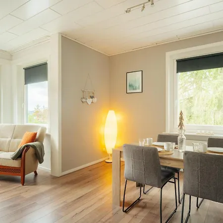 Apartment Haus Sonneck - Apartmenthaus - Sonnenterrasse Mit Grill - 1-8 Personen - Ruhige Lage Mit Blick Ueber Braunlage
