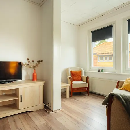 Haus Sonneck - Apartmenthaus - Sonnenterrasse Mit Grill - 1-8 Personen - Ruhige Lage Mit Blick Ueber *