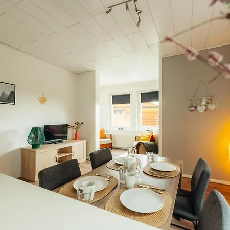 Apartment Haus Sonneck - Apartmenthaus - Sonnenterrasse Mit Grill - 1-8 Personen - Ruhige Lage Mit Blick Ueber