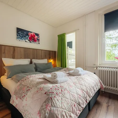 Haus Sonneck - Apartmenthaus - Sonnenterrasse Mit Grill - 1-8 Personen - Ruhige Lage Mit Blick Ueber Apartment