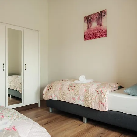 Apartment Haus Sonneck - Apartmenthaus - Sonnenterrasse Mit Grill - 1-8 Personen - Ruhige Lage Mit Blick Ueber