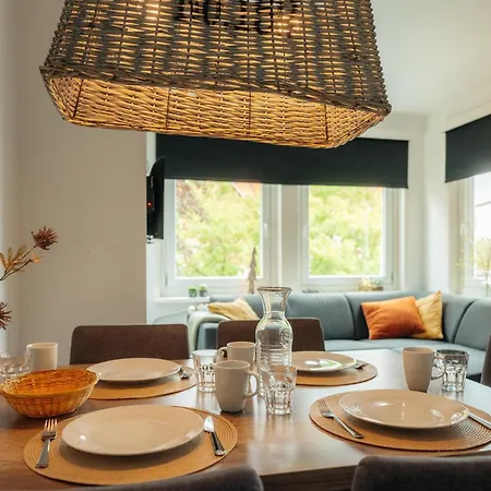 Haus Sonneck - Apartmenthaus - Sonnenterrasse Mit Grill - 1-8 Personen - Ruhige Lage Mit Blick Ueber Apartment *