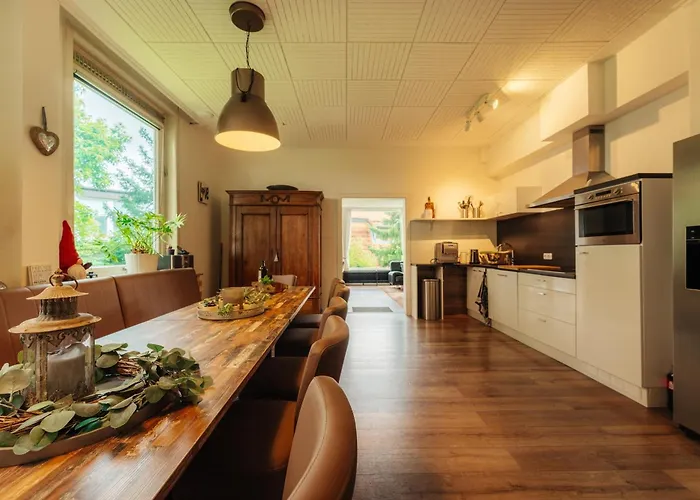 Haus Sonneck - Apartmenthaus - Sonnenterrasse Mit Grill - 1-8 Personen - Ruhige Lage Mit Blick Ueber