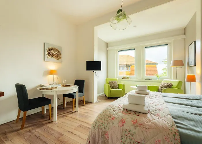 Appartement Haus Sonneck - Apartmenthaus - Sonnenterrasse Mit Grill - 1-8 Personen - Ruhige Lage Mit Blick Ueber