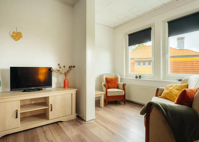 Haus Sonneck - Apartmenthaus - Sonnenterrasse Mit Grill - 1-8 Personen - Ruhige Lage Mit Blick Ueber *