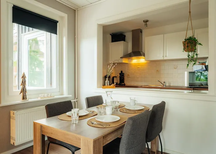 Haus Sonneck - Apartmenthaus - Sonnenterrasse Mit Grill - 1-8 Personen - Ruhige Lage Mit Blick Ueber Braunlage