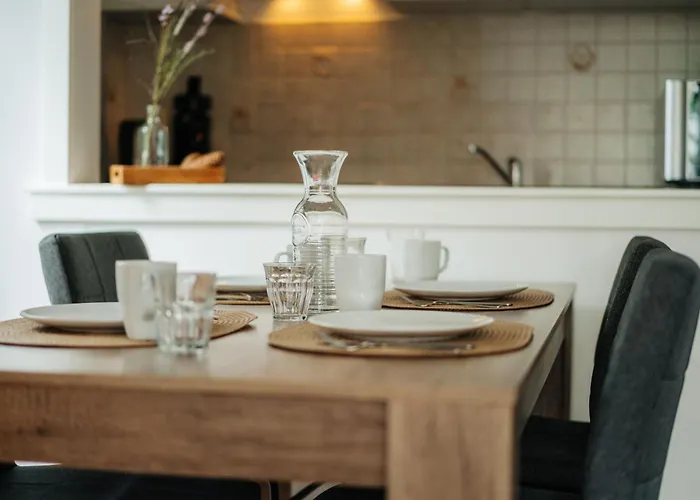 Haus Sonneck - Apartmenthaus - Sonnenterrasse Mit Grill - 1-8 Personen - Ruhige Lage Mit Blick Ueber *