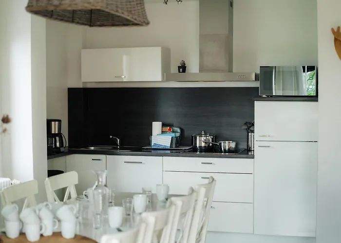Haus Sonneck - Apartmenthaus - Sonnenterrasse Mit Grill - 1-8 Personen - Ruhige Lage Mit Blick Ueber Daire *