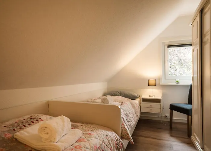 Haus Sonneck - Apartmenthaus - Sonnenterrasse Mit Grill - 1-8 Personen - Ruhige Lage Mit Blick Ueber * Braunlage